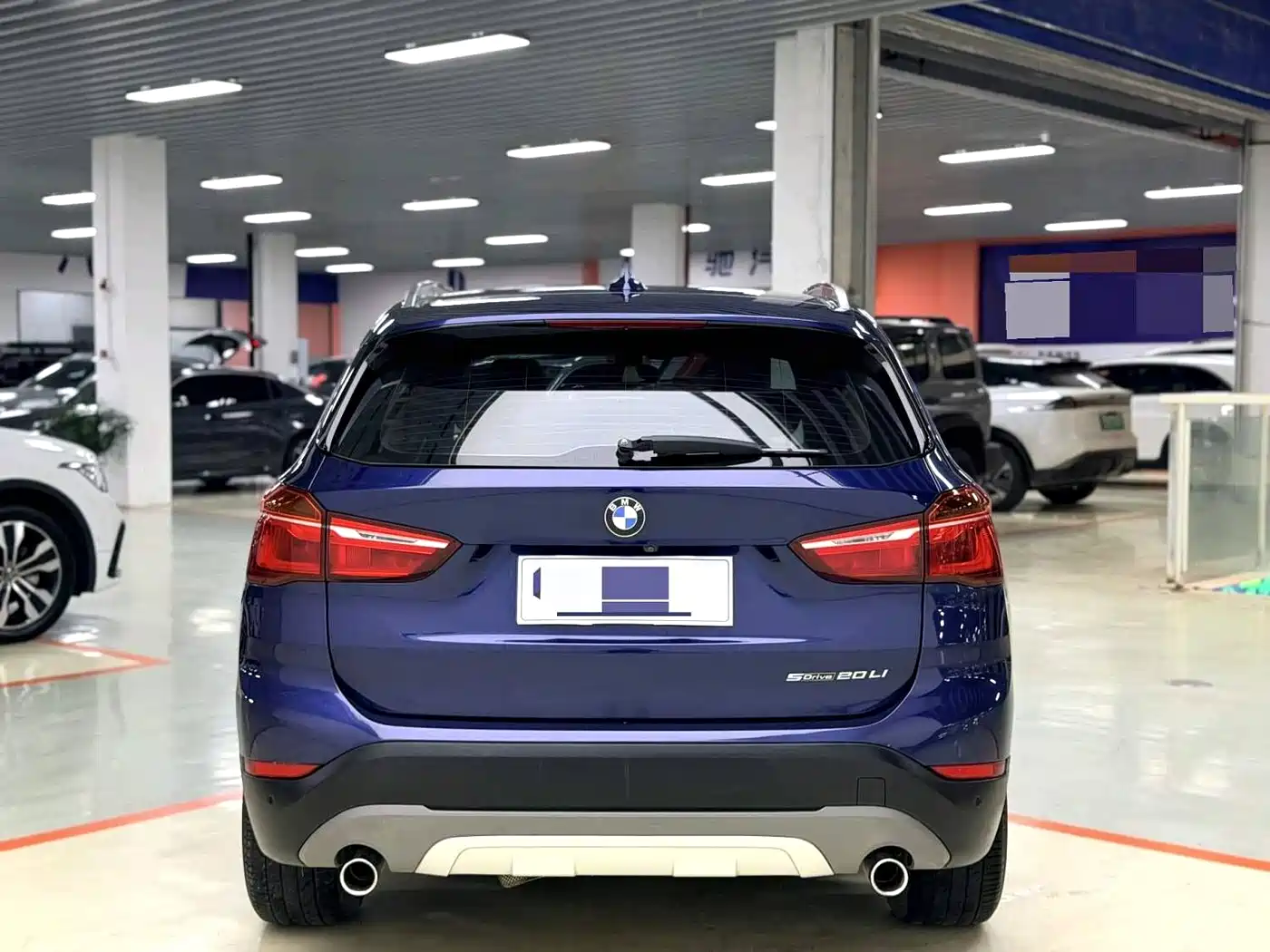 BMW X1 2019 sDrive20Li Leading Model фото 4