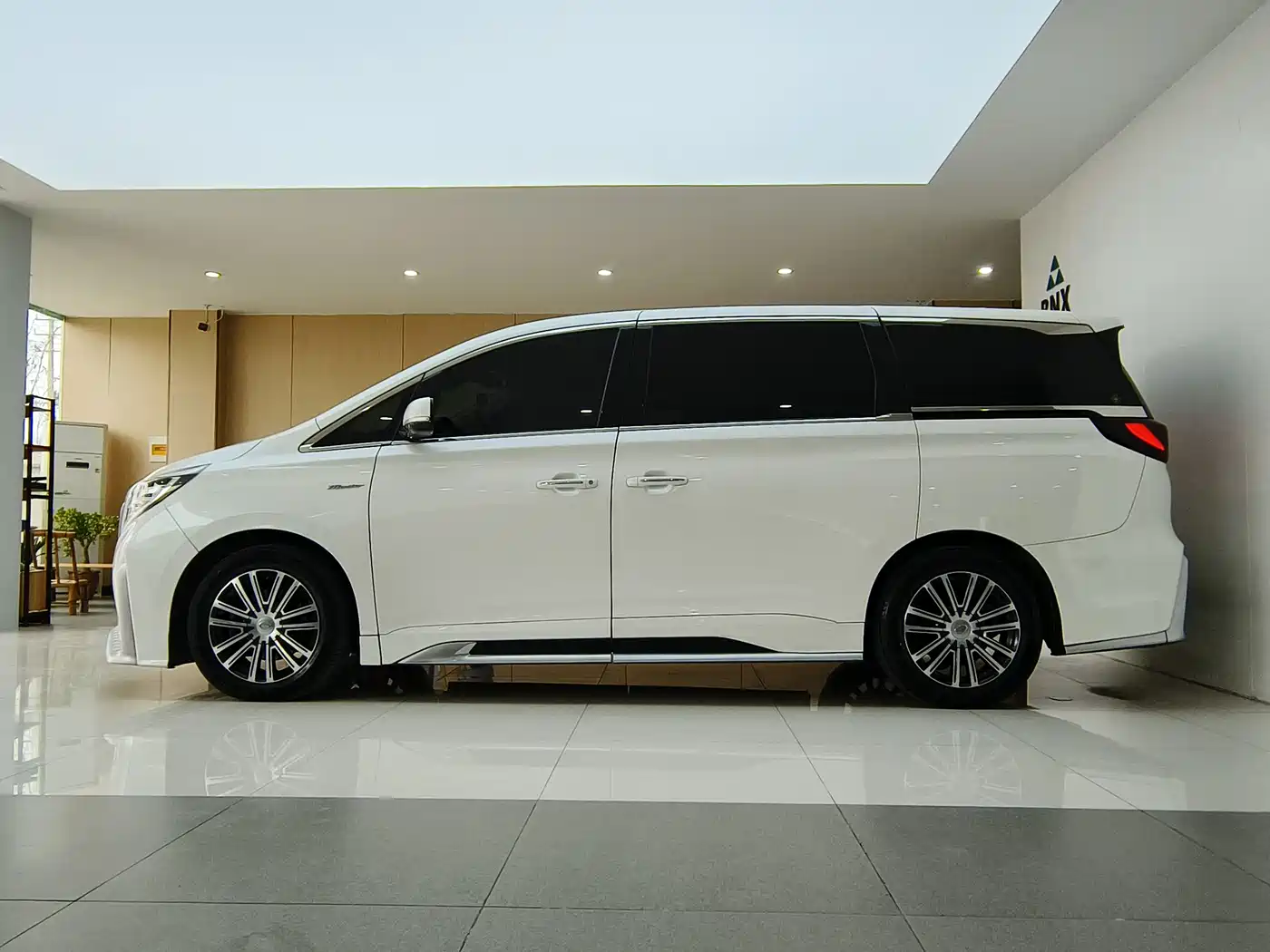 GAC Trumpchi Trumpchi M8 2021 Master Series 390T Prestige Edition фото 4