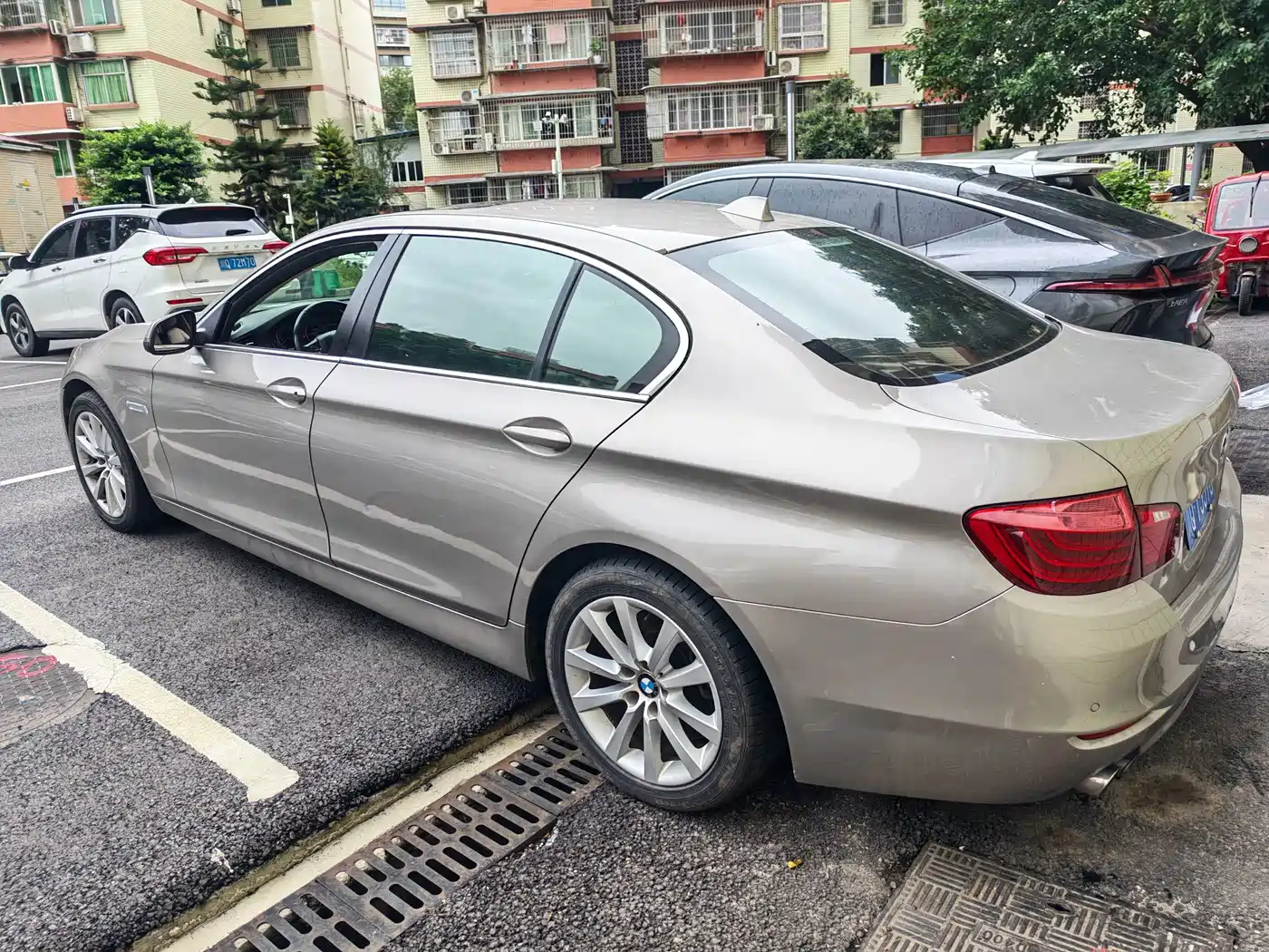 Photo 10 - BMW 5 Series