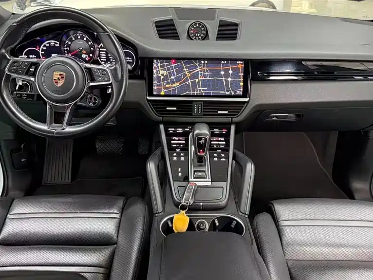 Porsche Cayenne 2019 Cayenne Coupé 3.0T фото 3