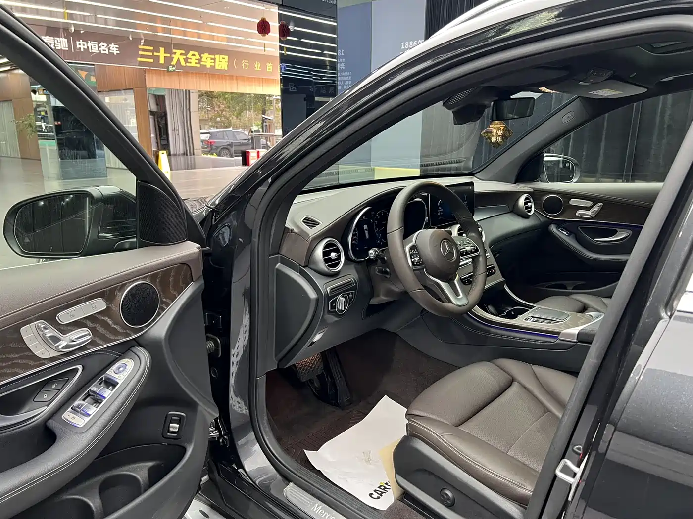Mercedes-Benz GLC 2020 GLC 300 L 4MATIC Dynamic фото 7