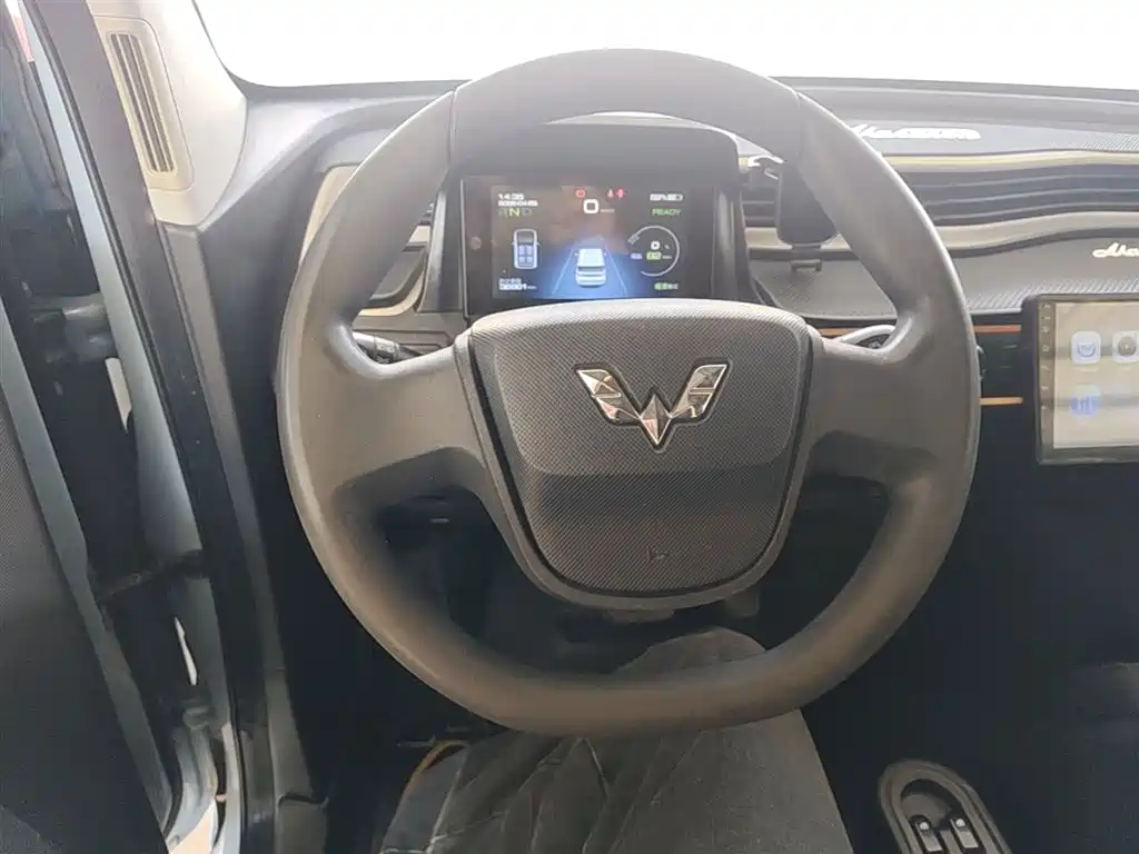 WULING AUTOMOBILE HONGGUANG MINIEV