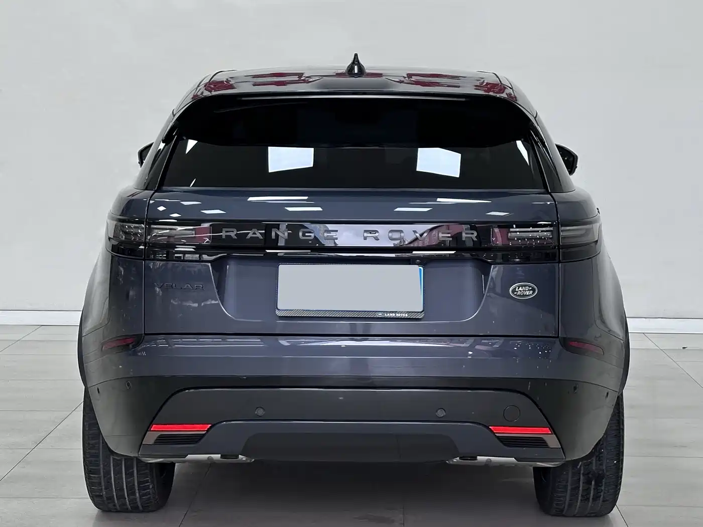 Land Rover Range Rover Velar 2024 Dynamic SE фото 5