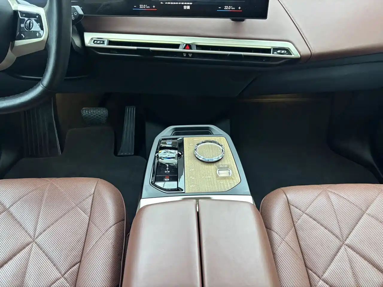 BMW iX 2022 xDrive50 фото 19