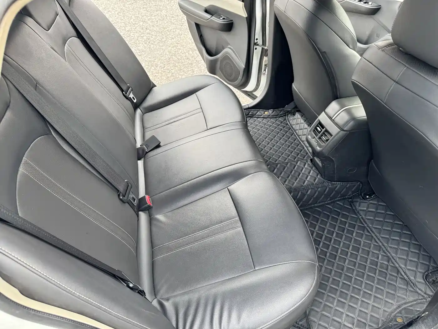 Dongfeng Aeolus Dongfeng Fengshen E70 2022 2022 500 Ultra Edition