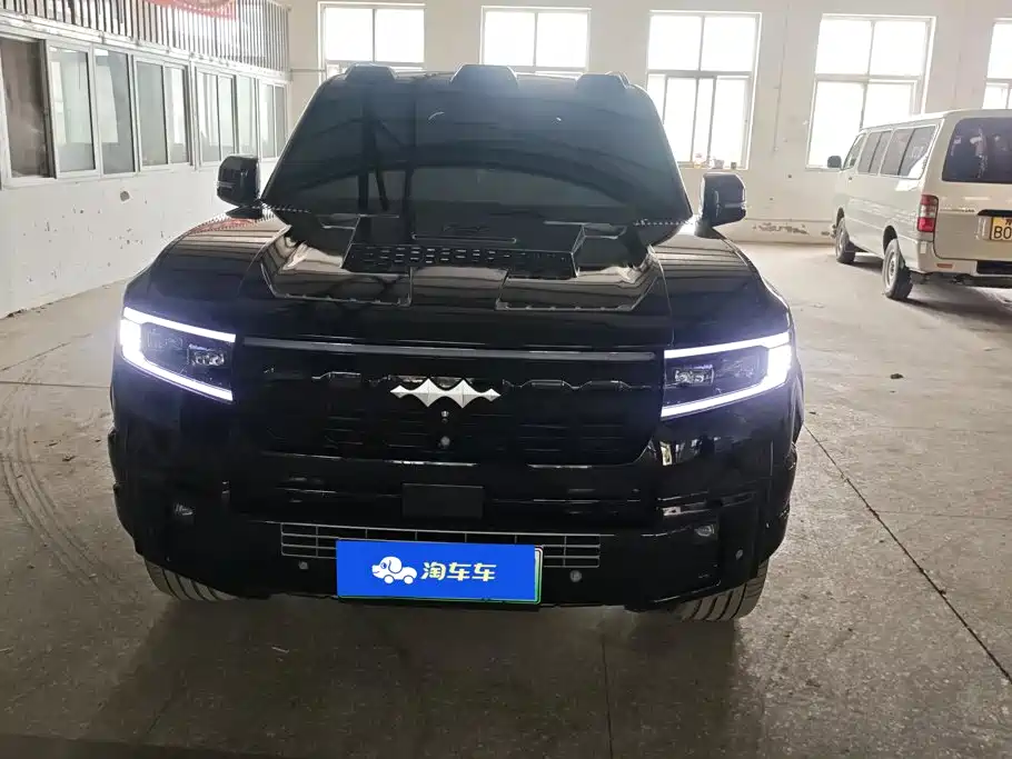 Fang Cheng Bao Leopard 8 2024 2025 Zhiyong Flagship 7-Seater