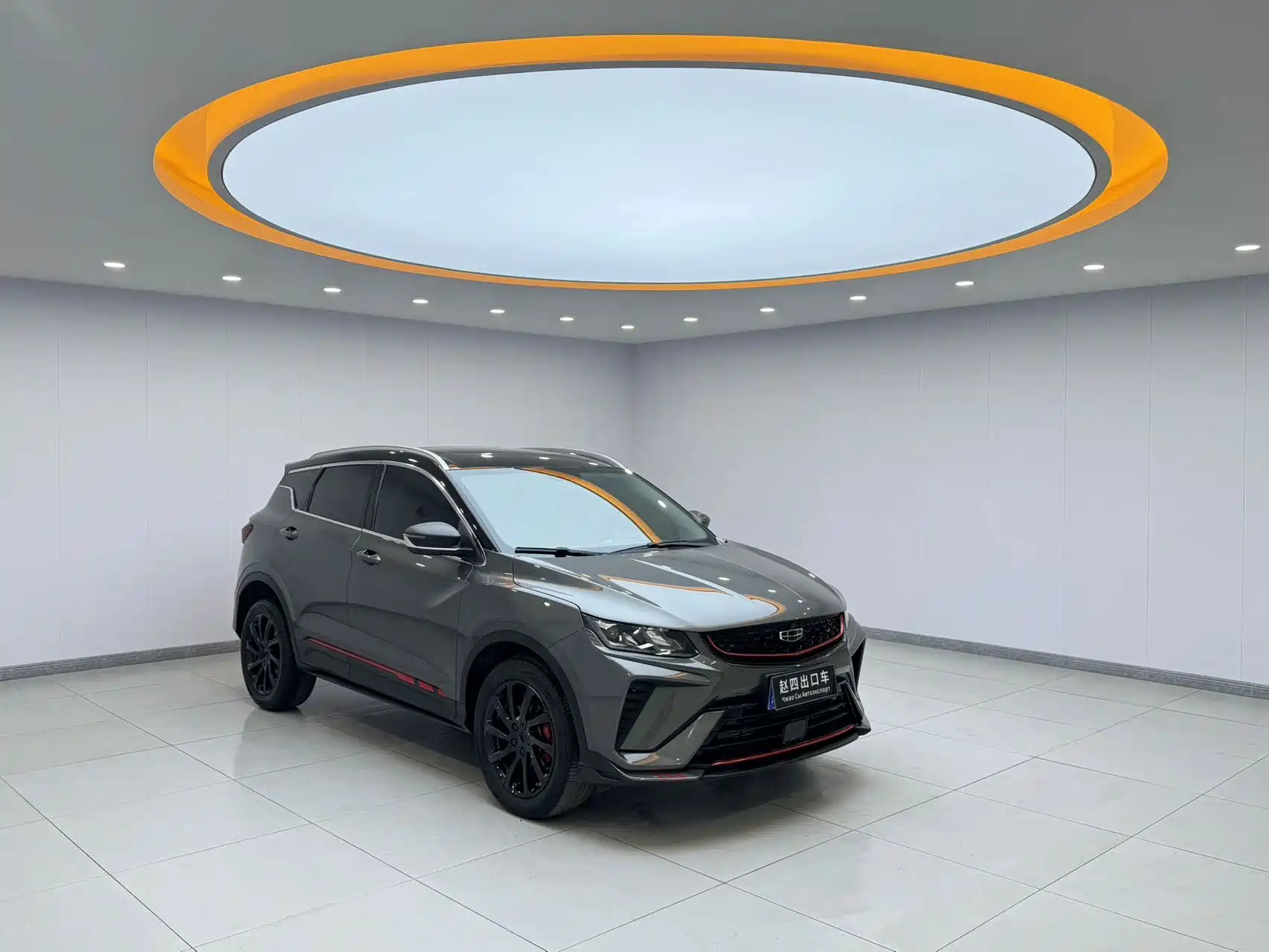 Фото 3 - Geely Coolray