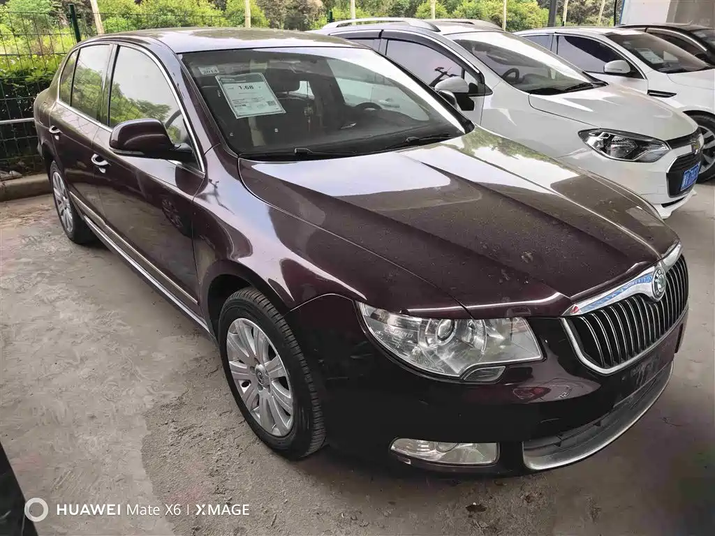 Škoda Superb 2012 1.8TSI Automatic Elegance Edition фото 2