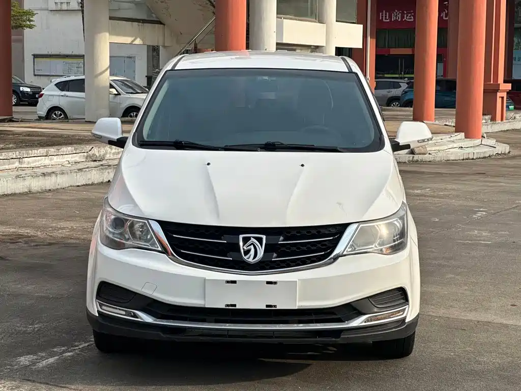Фото 5 - Baojun 730