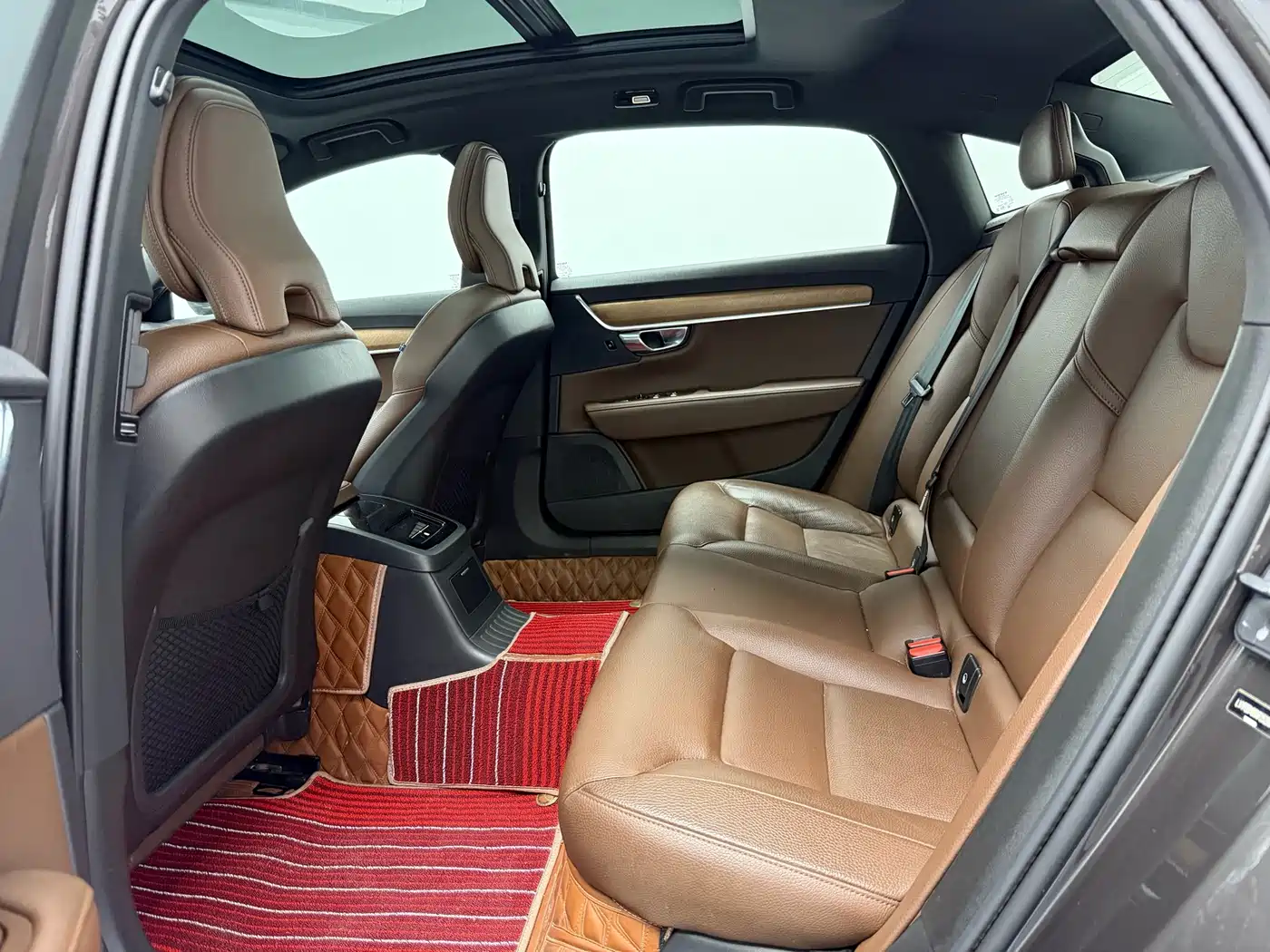 VOLVO S90 PLUG IN HYBRID