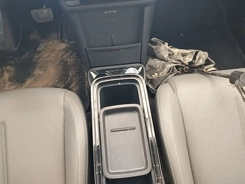 Photo 14 - Lynk & Co Z20