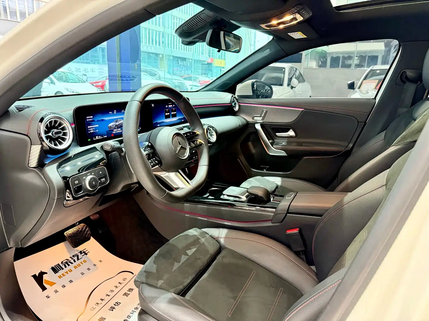 Mercedes-Benz A-Class 2023 A 200 L Fashion фото 6