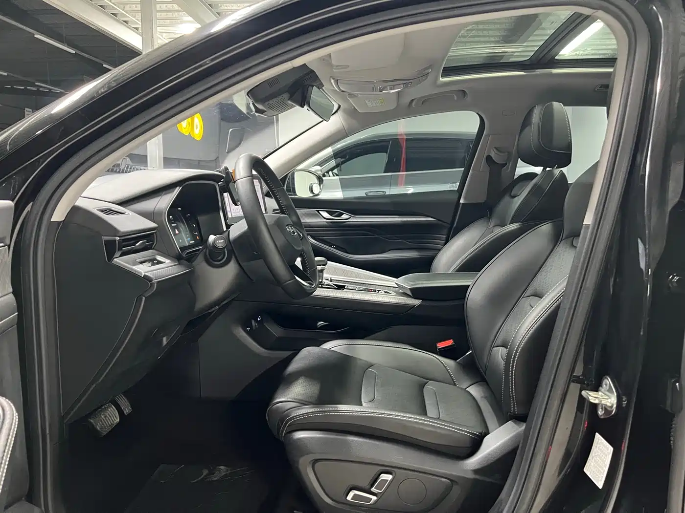 Фото 8 - Geely Preface