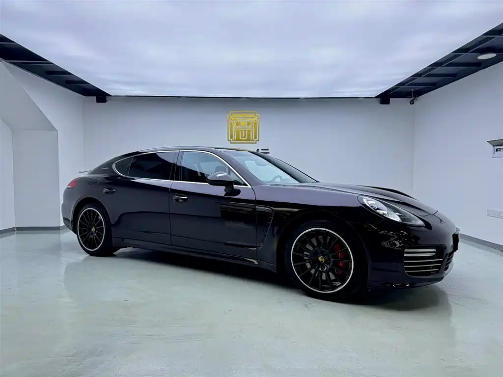 Porsche Panamera 2014 Panamera Turbo Executive 4.8T фото 3