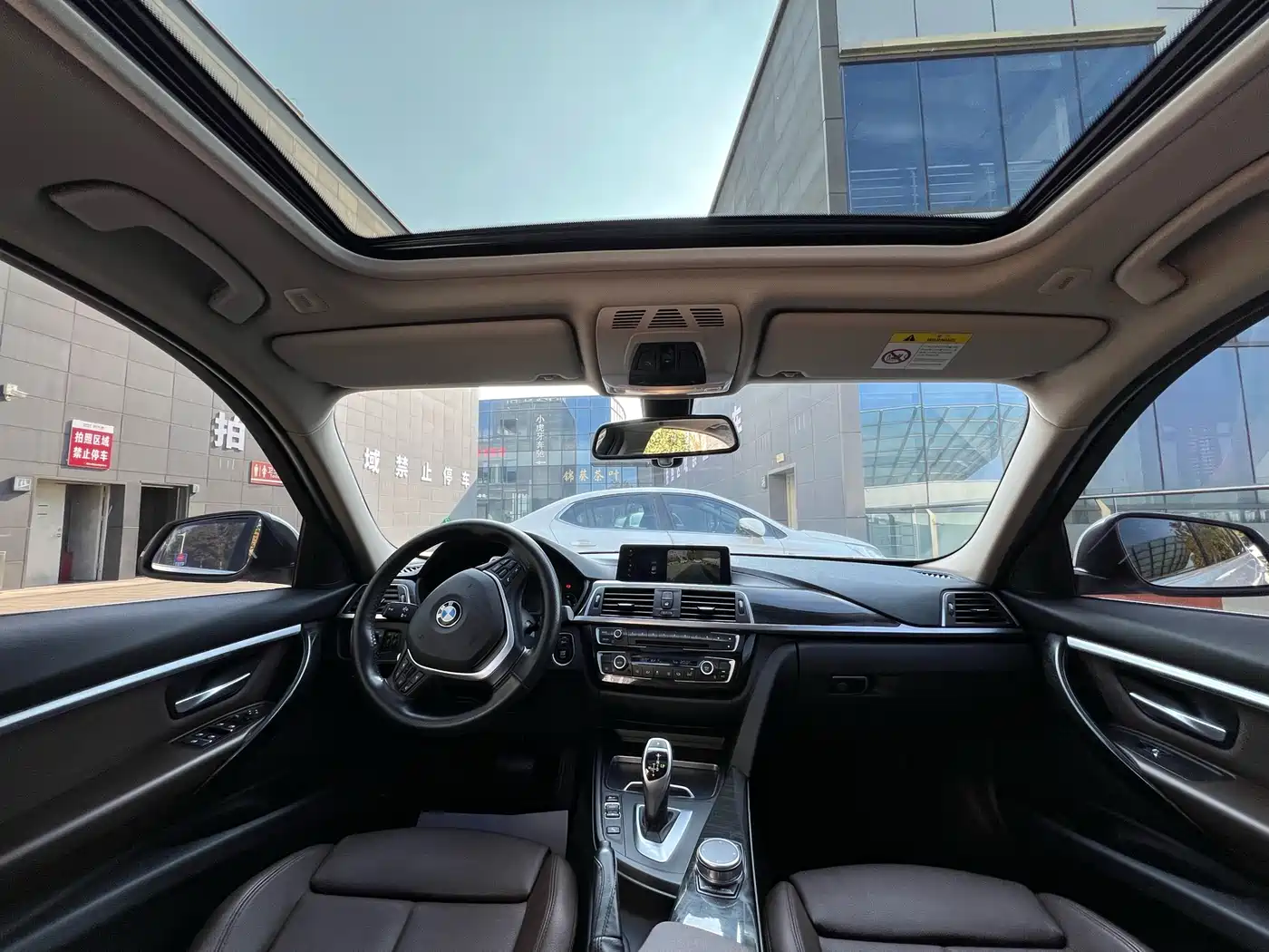 BMW 3 Series 2018 320Li Leading Luxury Package фото 11