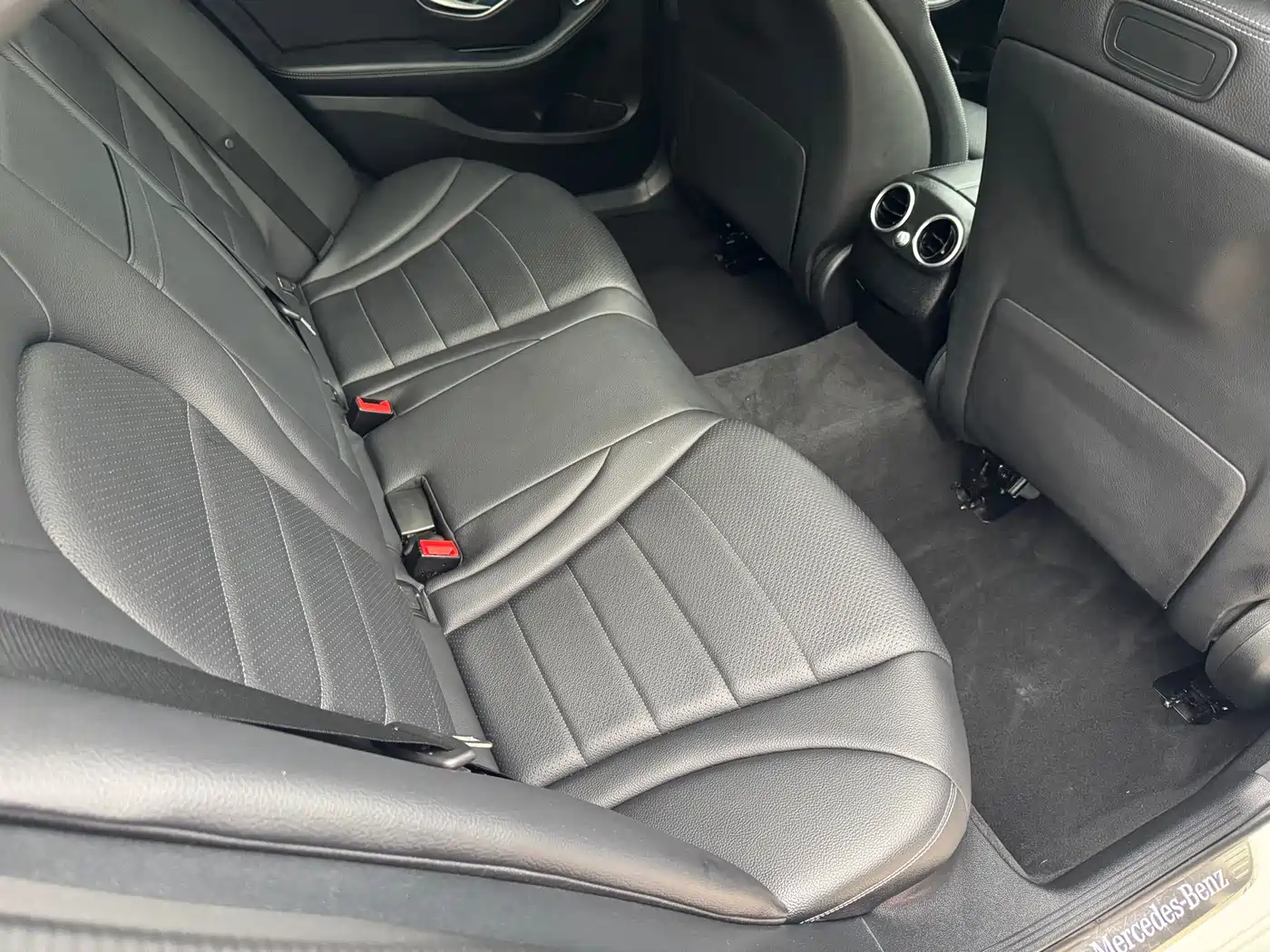 Mercedes-Benz C-Class 2016 C 200 L Sport фото 10