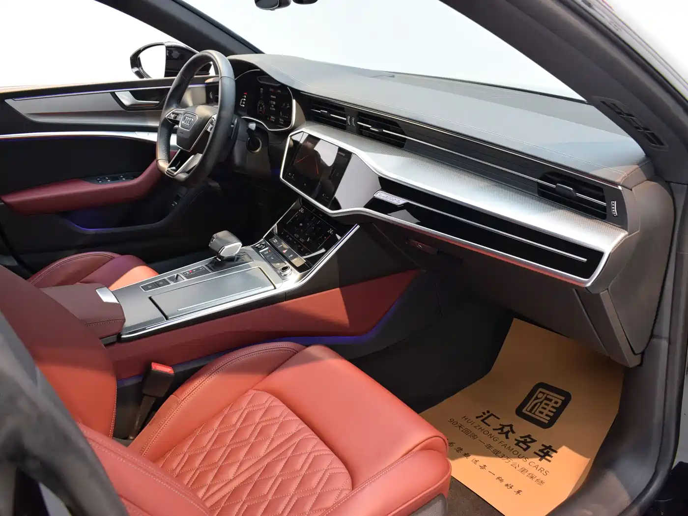 Audi A7L 2024 45 TFSI quattro S-line Black Warrior Edition фото 17