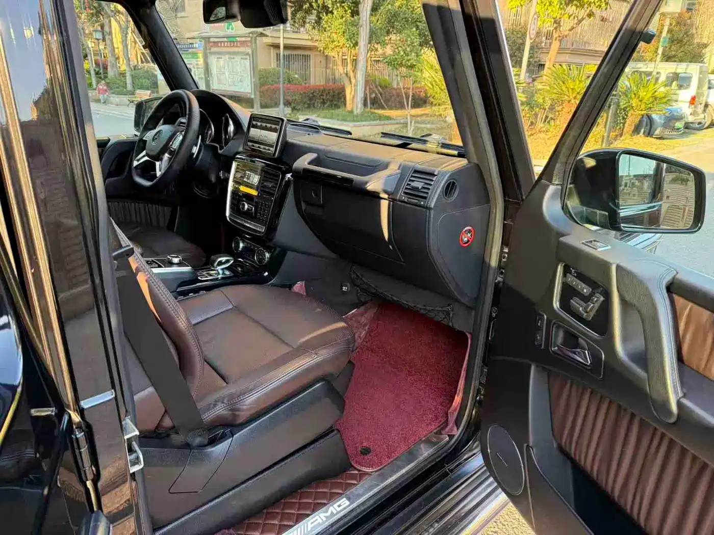Mercedes-Benz G-Class AMG 2013 AMG G 63 фото 8