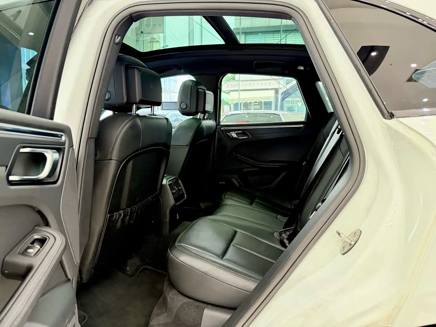 Porsche Macan 2024 Macan 2.0T фото 9