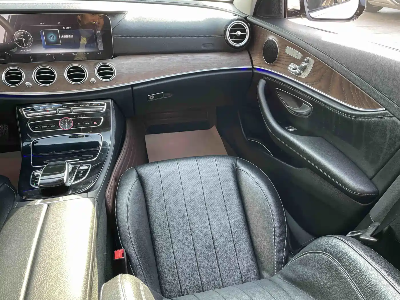Mercedes-Benz E-Class 2017 E 300 L Luxury фото 17