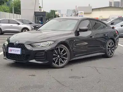 BMW 4