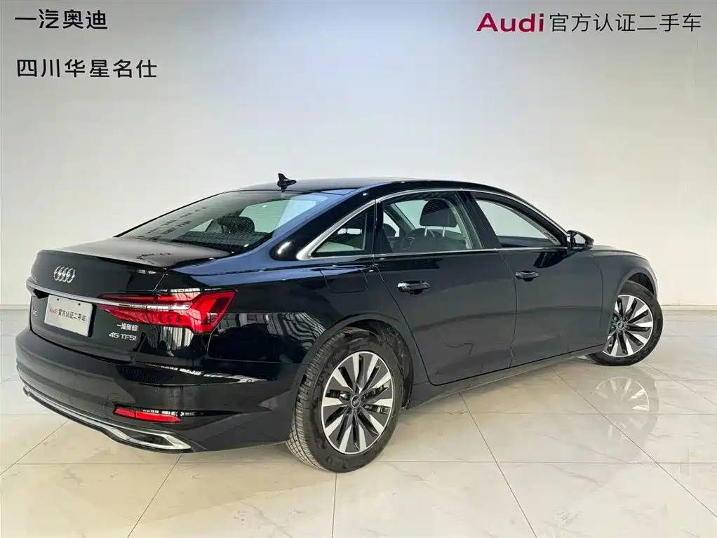 Audi A6L 2023 45 TFSI Premium Selection Elegance фото 4