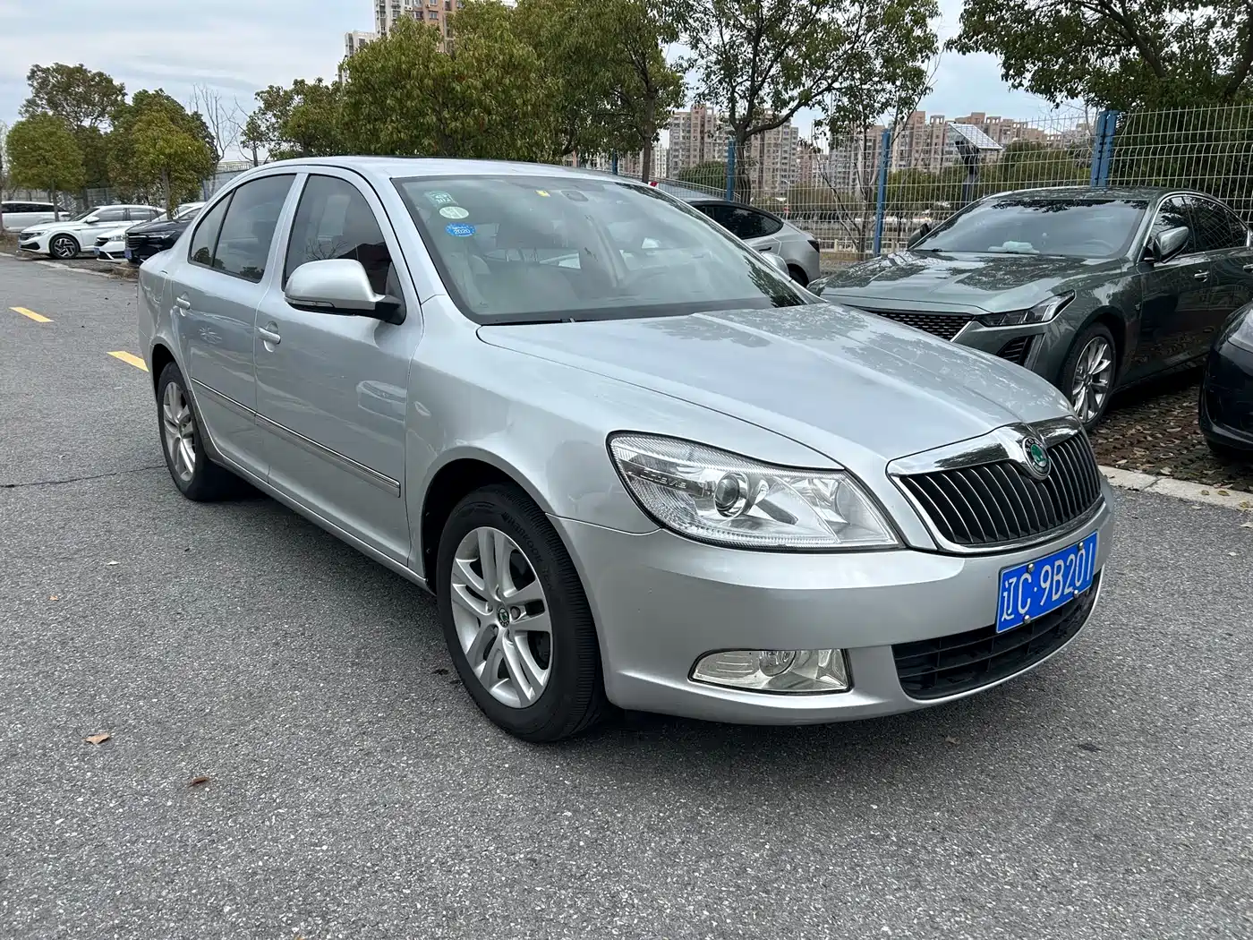 Škoda Octavia 2013 1.4TSI DSG Prestige Edition фото 3