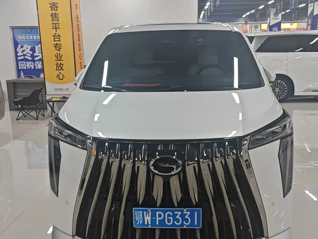 GAC TRUMPCHI M8