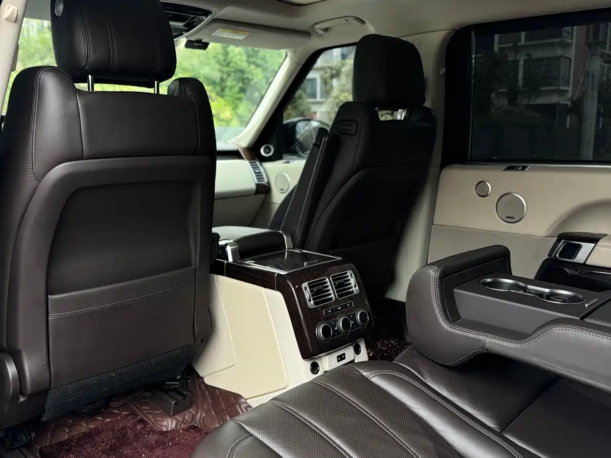 Land Rover Range Rover 2017 3.0 SC V6 Vogue LWB (Long Wheelbase) фото 9