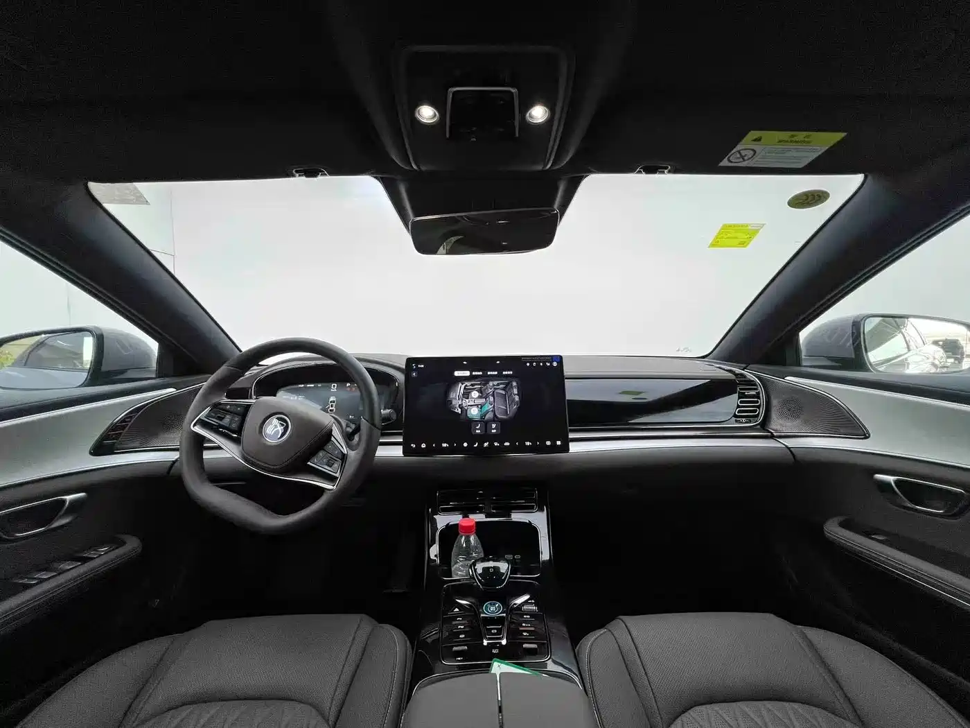 BYD Han 2025 DM-i Smart Driving Edition 125KM Honor фото 5