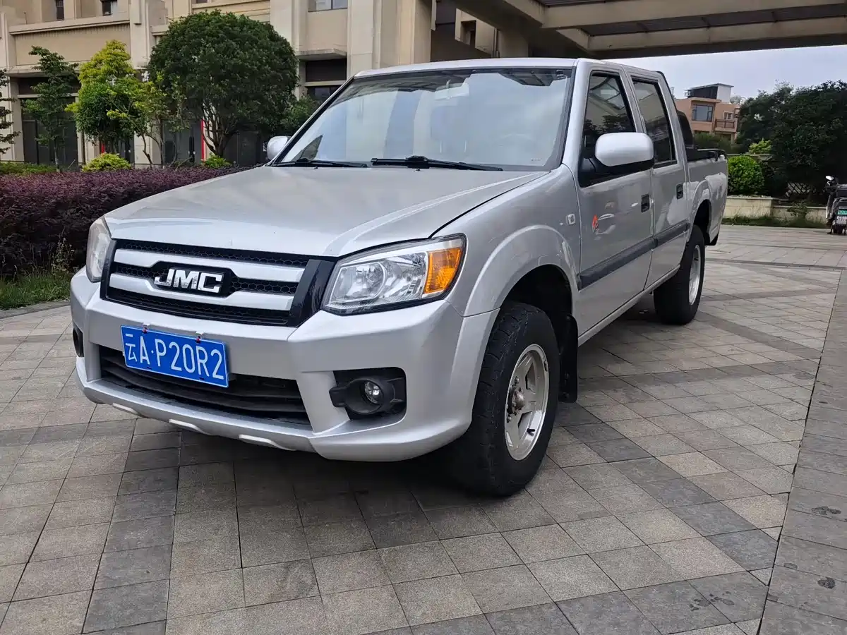 Jiangling Baodian 2020 2018 2.9T New Value 4WD Diesel Comfort Standard Cargo Box JX4D30B5L