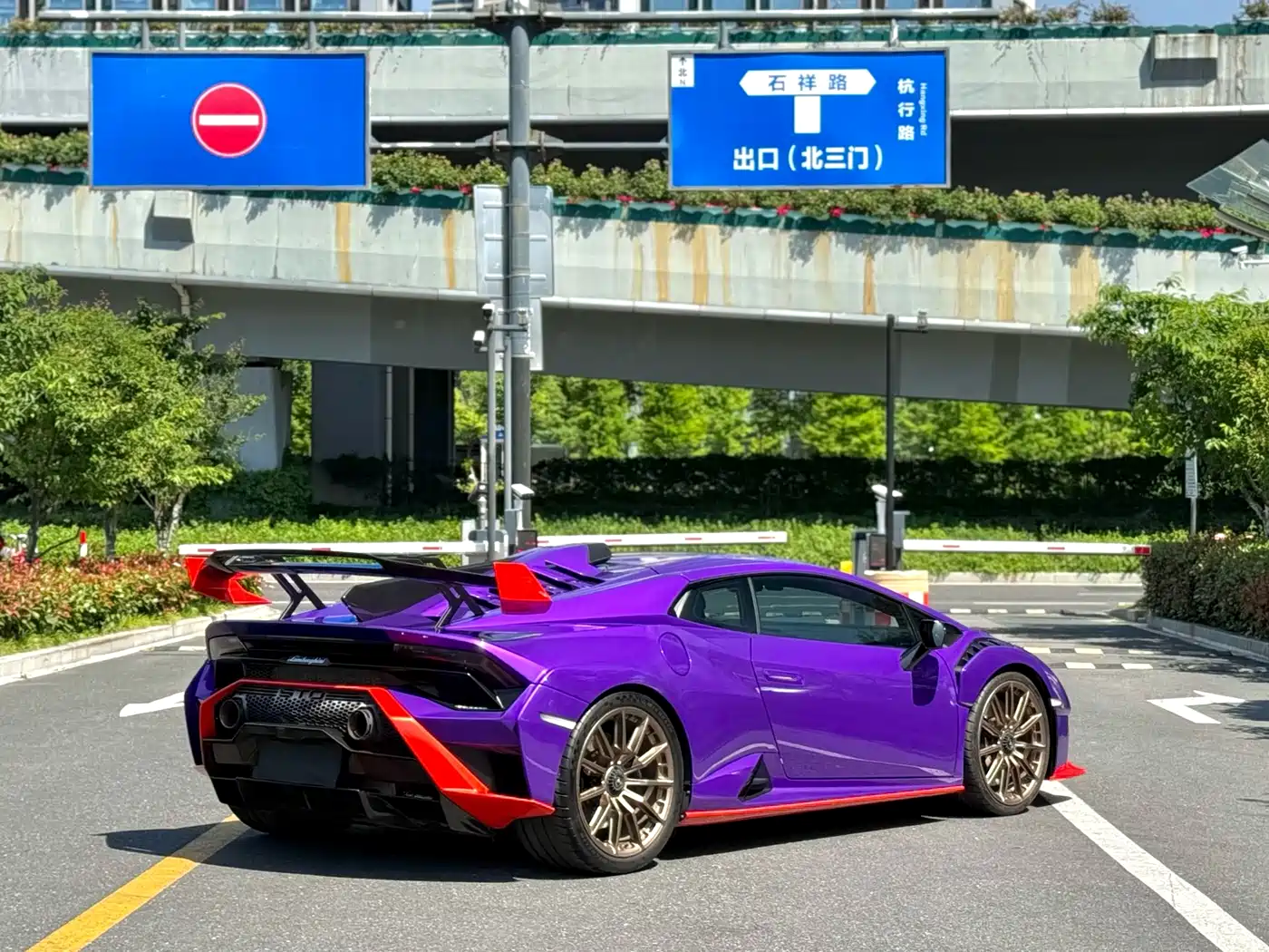 Lamborghini Huracán 2021 Huracán STO фото 7