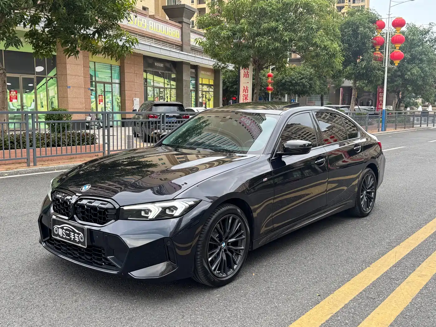 BMW 3 Series 2023 325Li M Sport Black Night Package