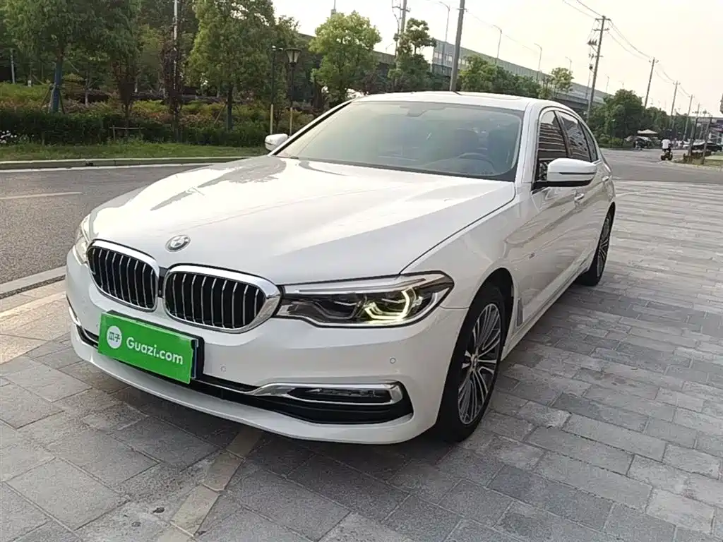 BMW 5 Series 2018 Facelift 530Li Exclusive Luxury Package