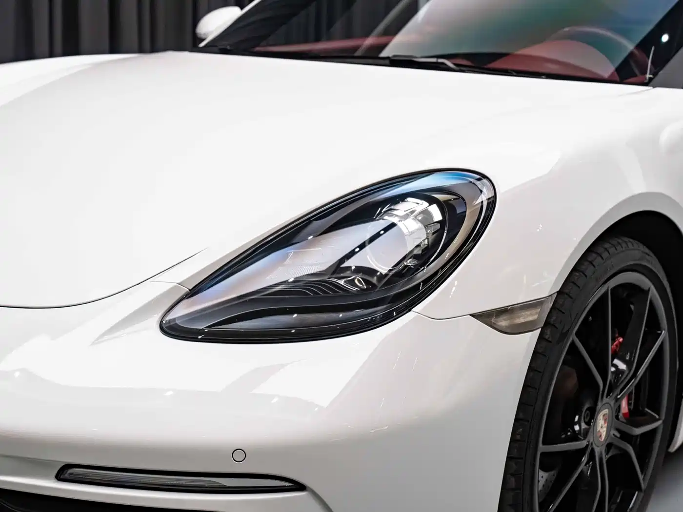 Porsche 718 2018 Cayman 2.0T фото 4