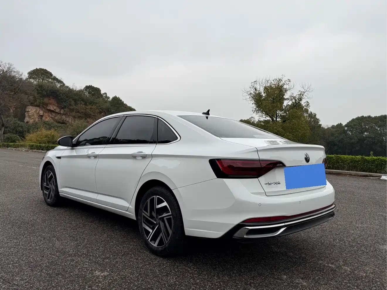 Volkswagen Sagitar 2023 300TSI DSG Surpassing Edition фото 5