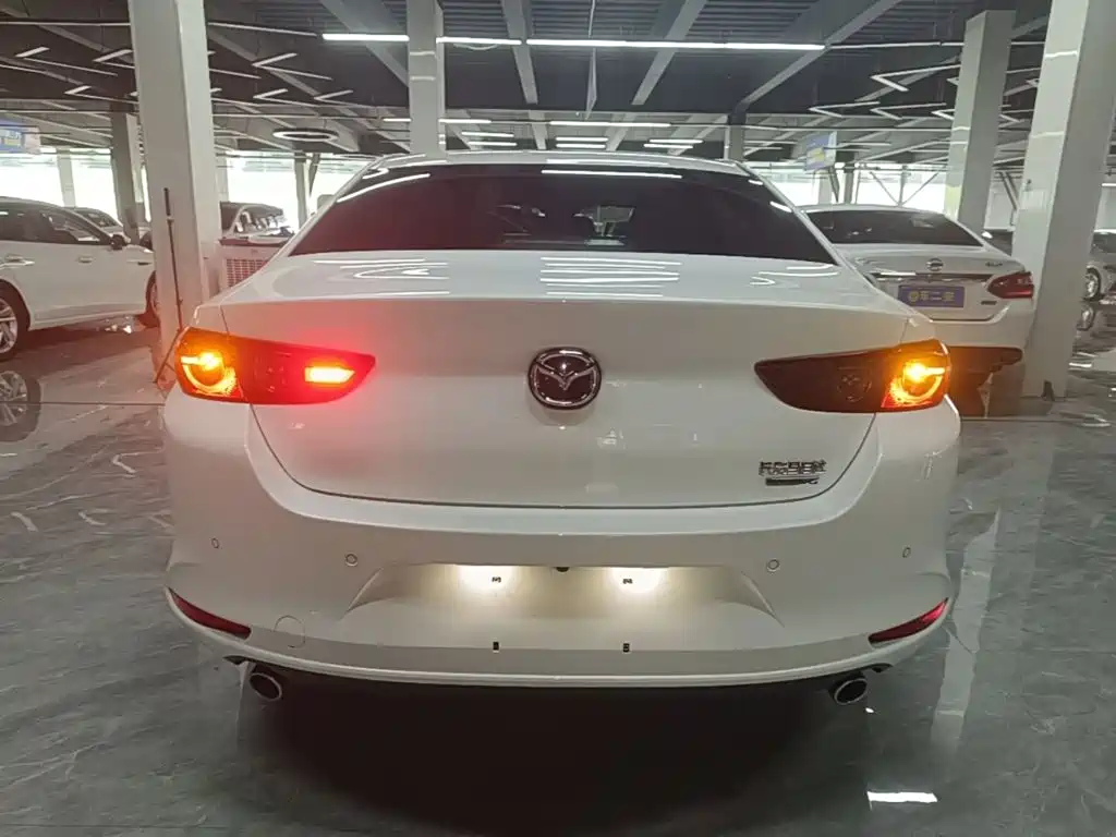 Mazda Mazda 3 2024 2023 2.0L Auto Zhiya