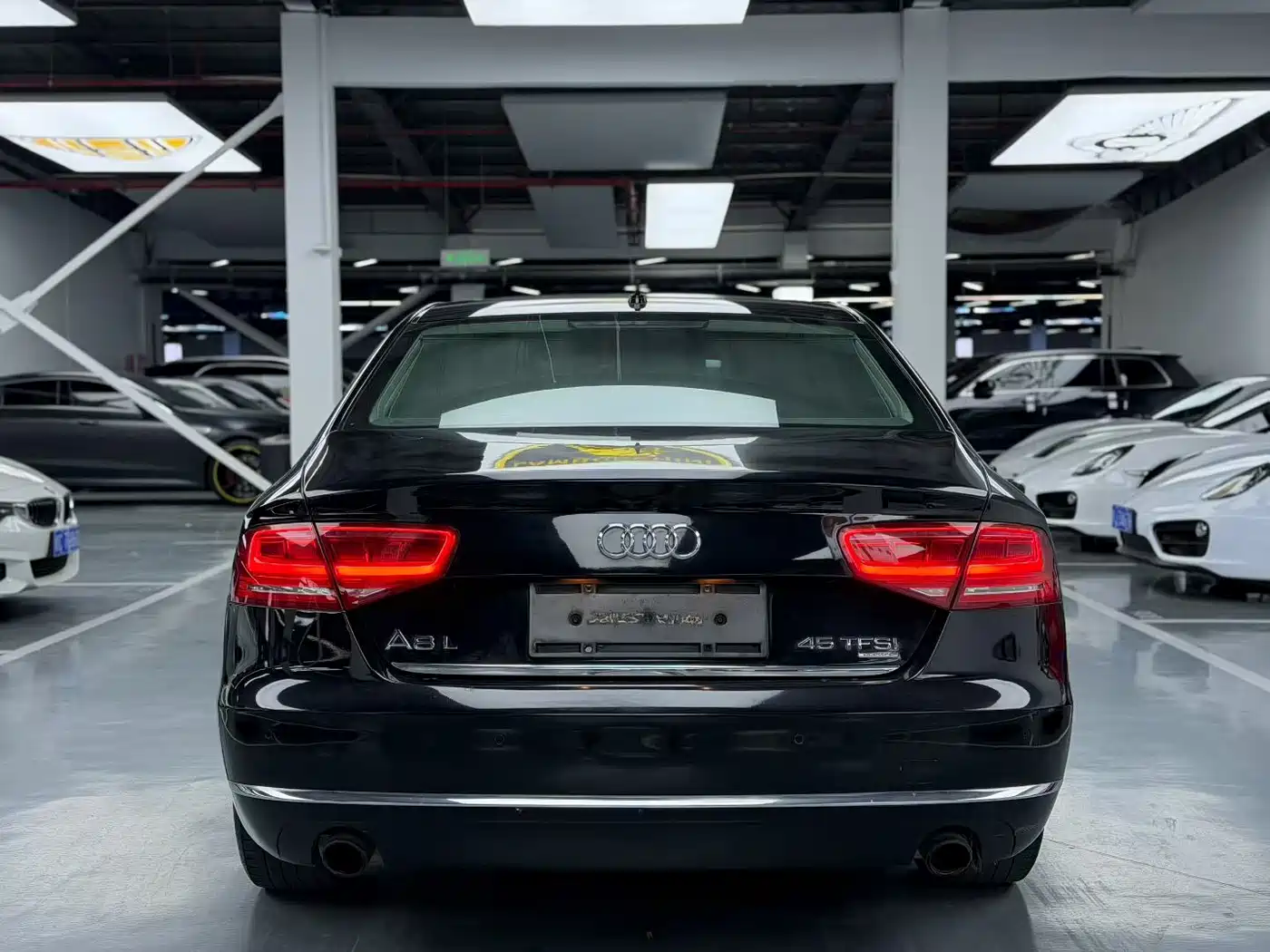 Audi A8 2013 A8L 45 TFSI quattro Comfort фото 8