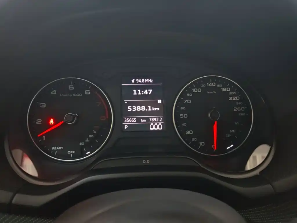 Фото 12 - Audi Q2L