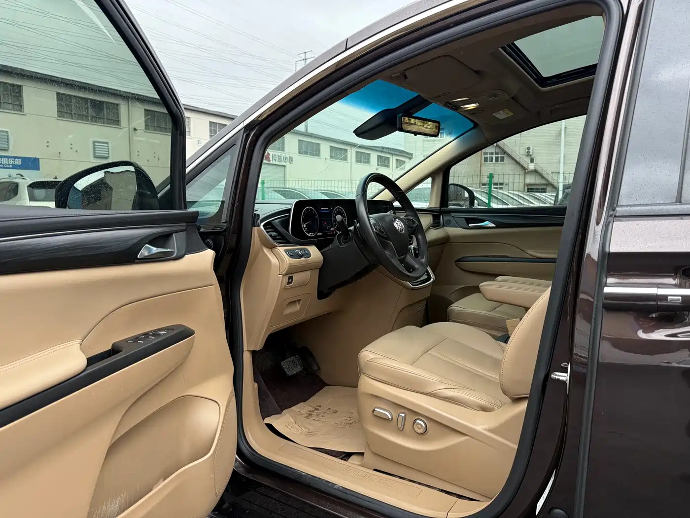 Buick GL8 2021 ES Landlord 653T Luxury фото 28