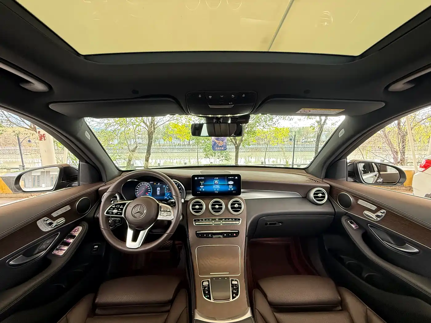 Mercedes-Benz GLC 2021 GLC 260 L 4MATIC Luxury фото 13