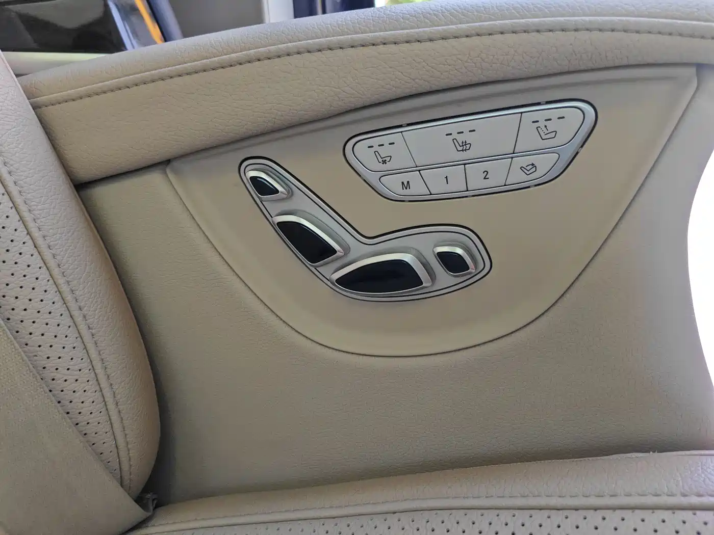 Mercedes-Benz V-Class 2016 V 260 L Premium Long фото 11