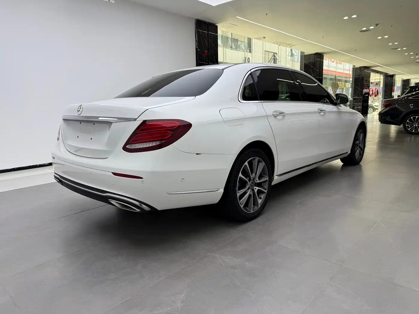 Mercedes-Benz E-Class 2019 Facelift E 300 L Fashion фото 3