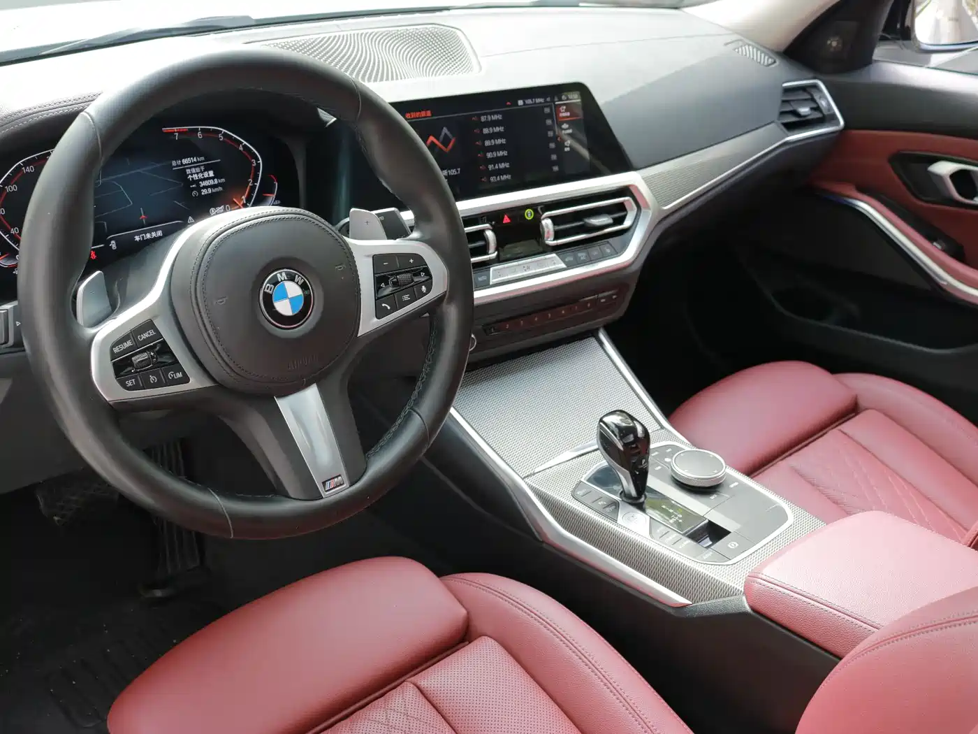 BMW 3 Series 2021 325i M Sport Night Edition фото 9