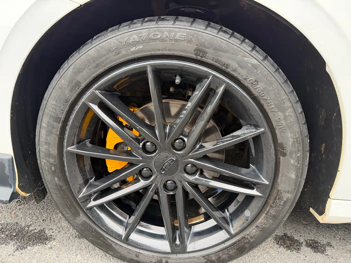 GEELY AUTOMOBILE BINRUI