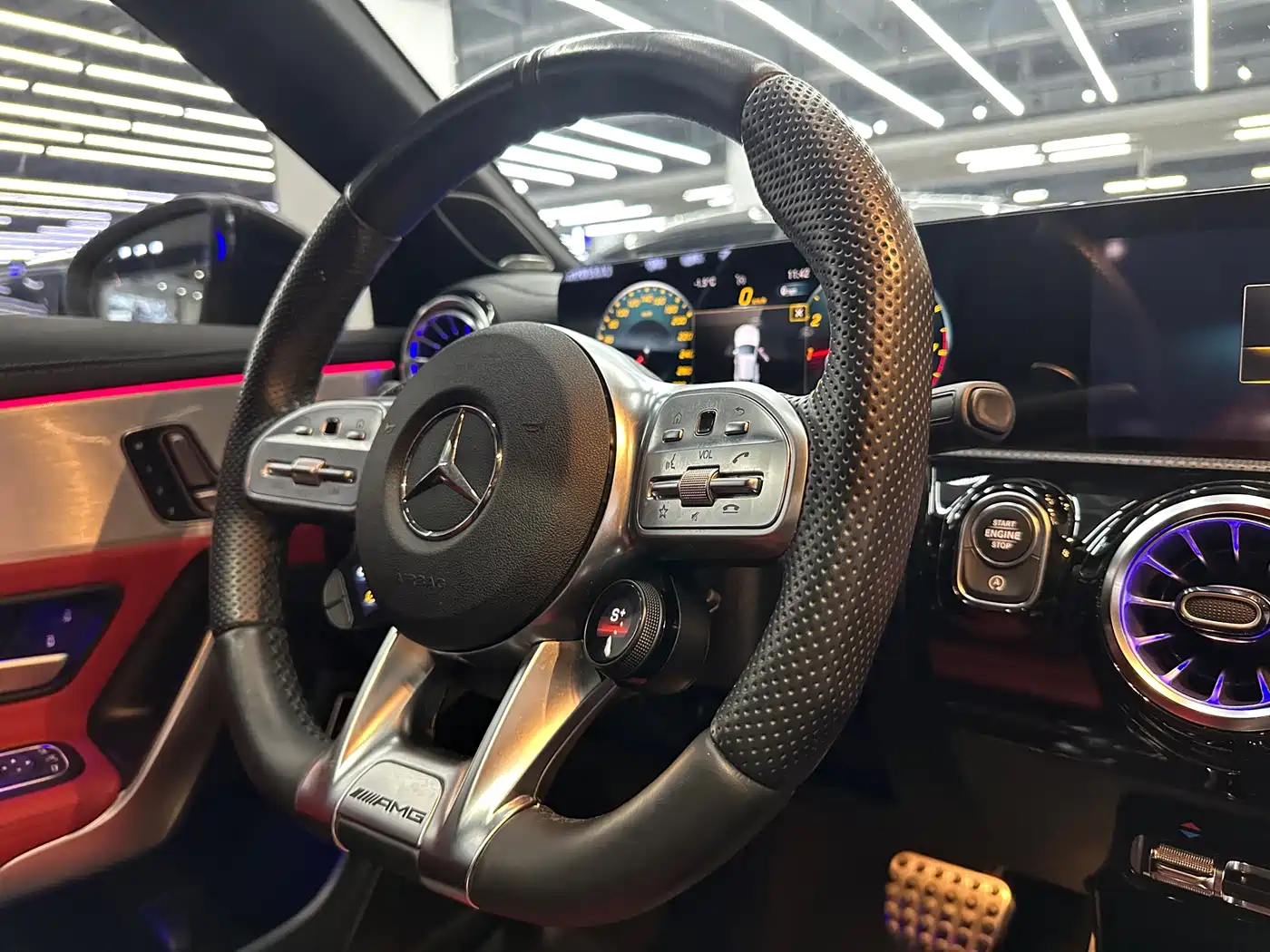 Mercedes-Benz CLA AMG 2021 AMG CLA 35 4MATIC фото 15
