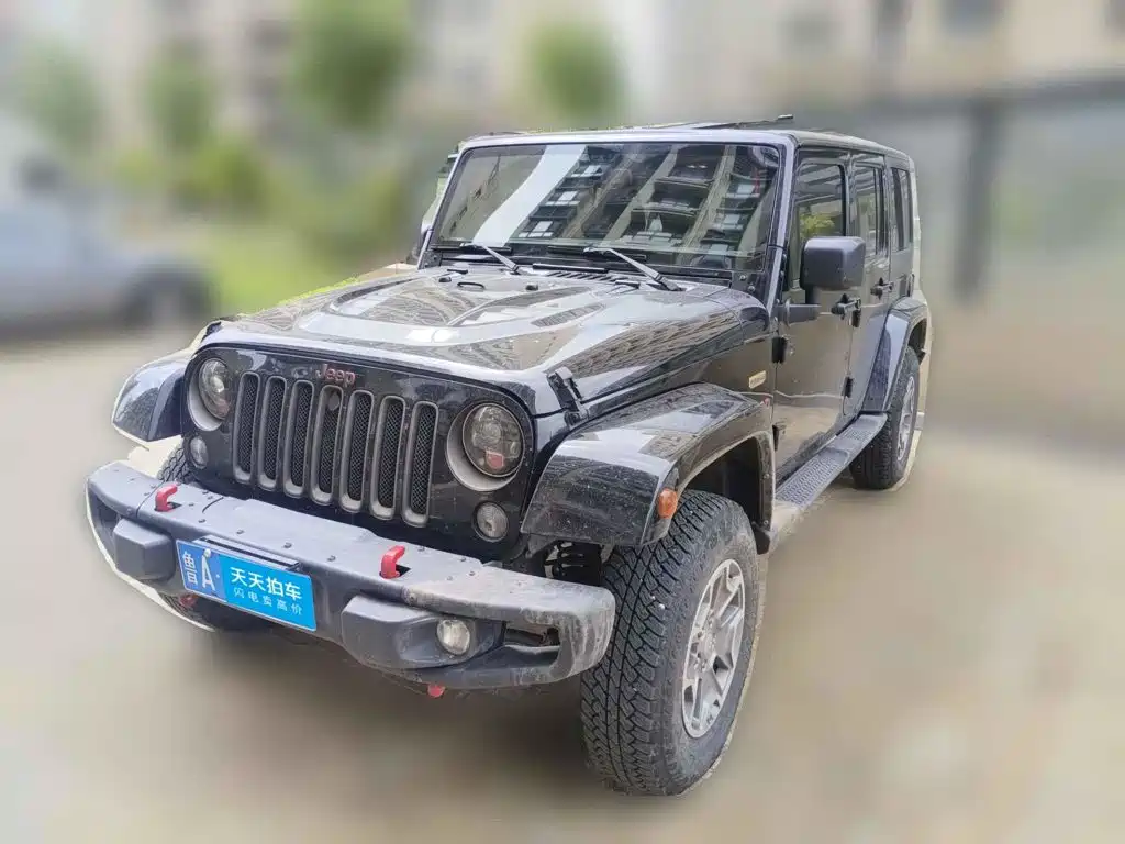 Фото 1 - Jeep Wrangler