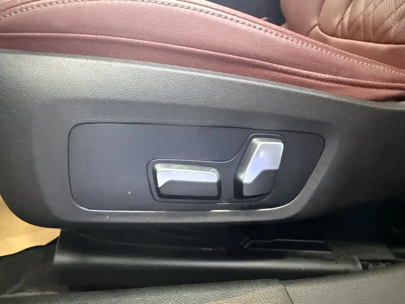 BMW 3 Series 2023 320Li M Sport Package фото 15