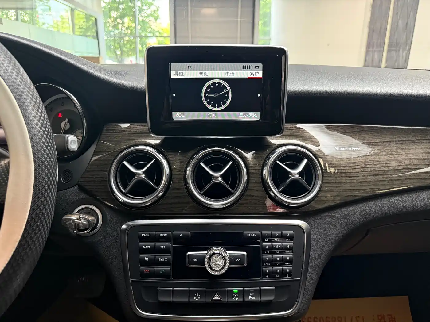 Mercedes-Benz GLA 2015 GLA 200 Dynamic фото 36
