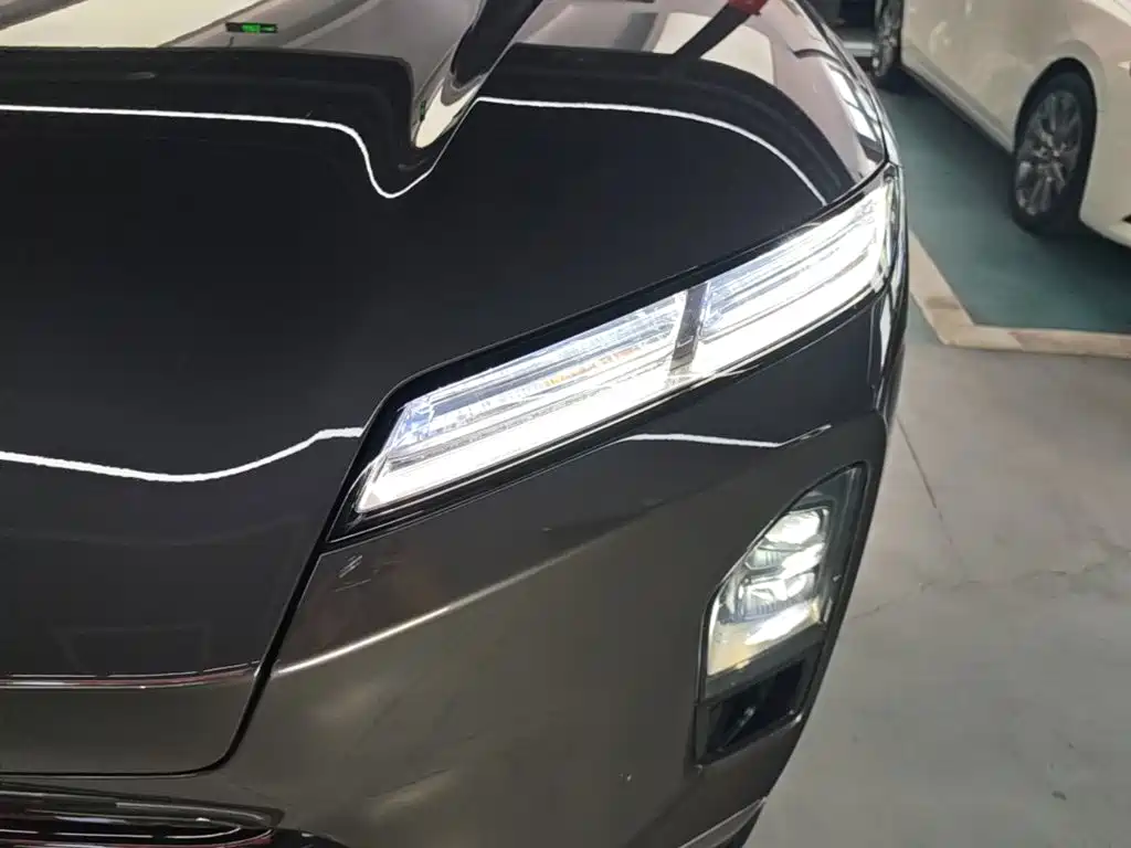 NIO ES8 2025 2025 Model 6-Seat Executive Luxury Edition